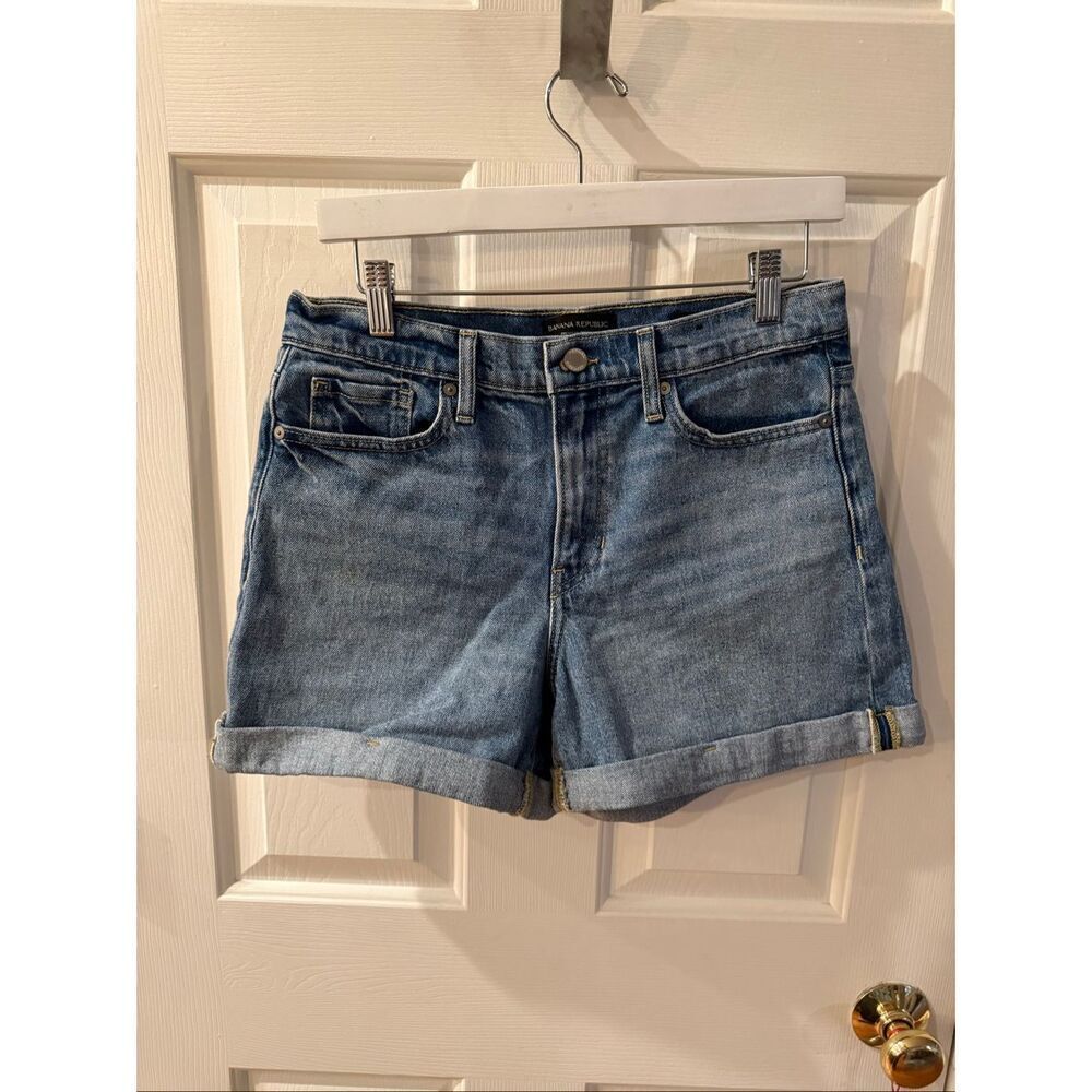 Banana Republic High Rise Roll Cuff Denim Short sz 28 EUC
